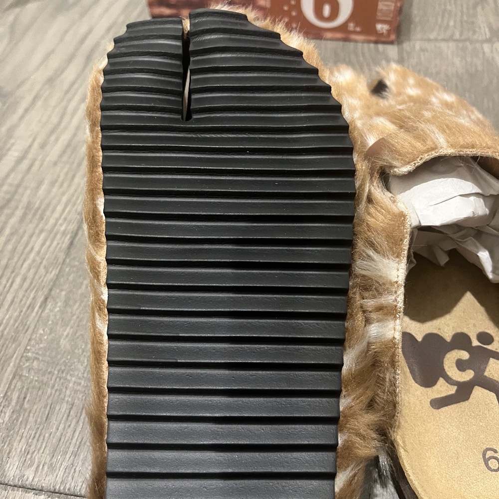 Worst Case Bambi Tabi Mules - Picture 5 of 5